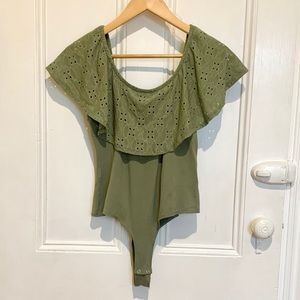 NWT Sage Green Body Suit with Princess Sleeves: Size Large